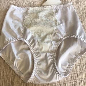 NWT Shape wear Panties